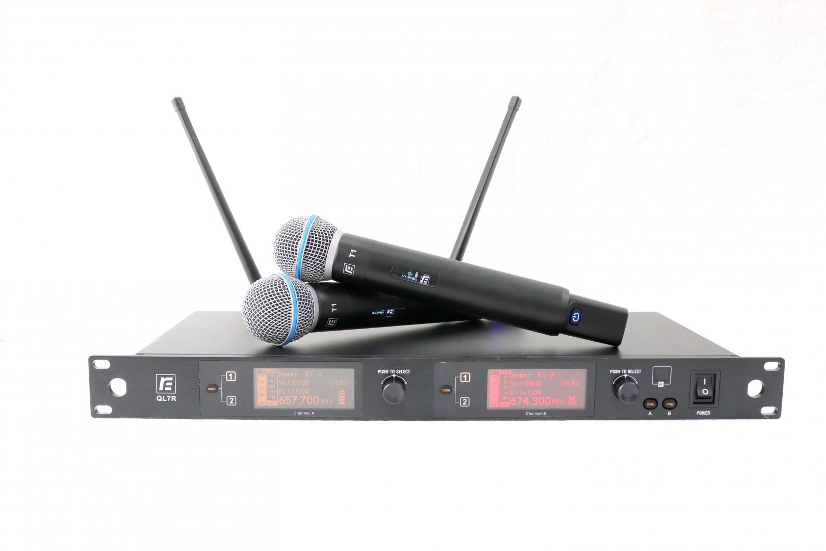 RFIntell QL7R/T1-A 651,800-683,400 МГц 2-канальная радиосистема с 2-мя ручными микрофонами в Арсеньеве